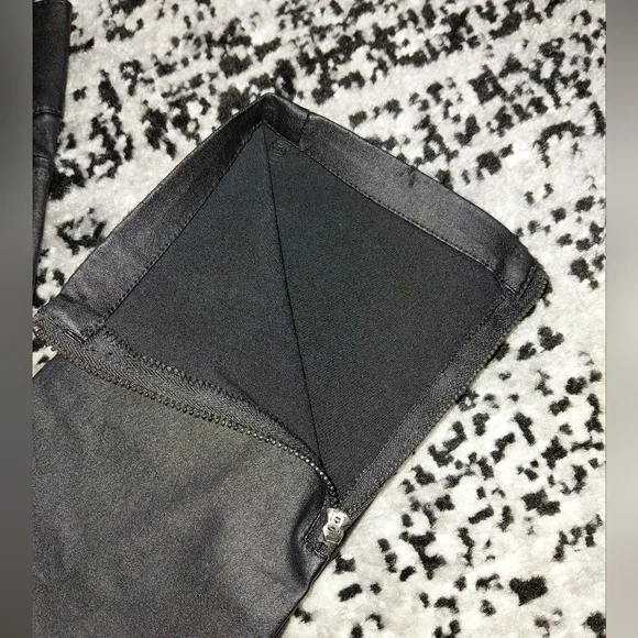 SPYM Luxe Coated Black Edgemont Ultra Skinny Ankle Zip Pants Size 38 (M) - Picture 13 of 16